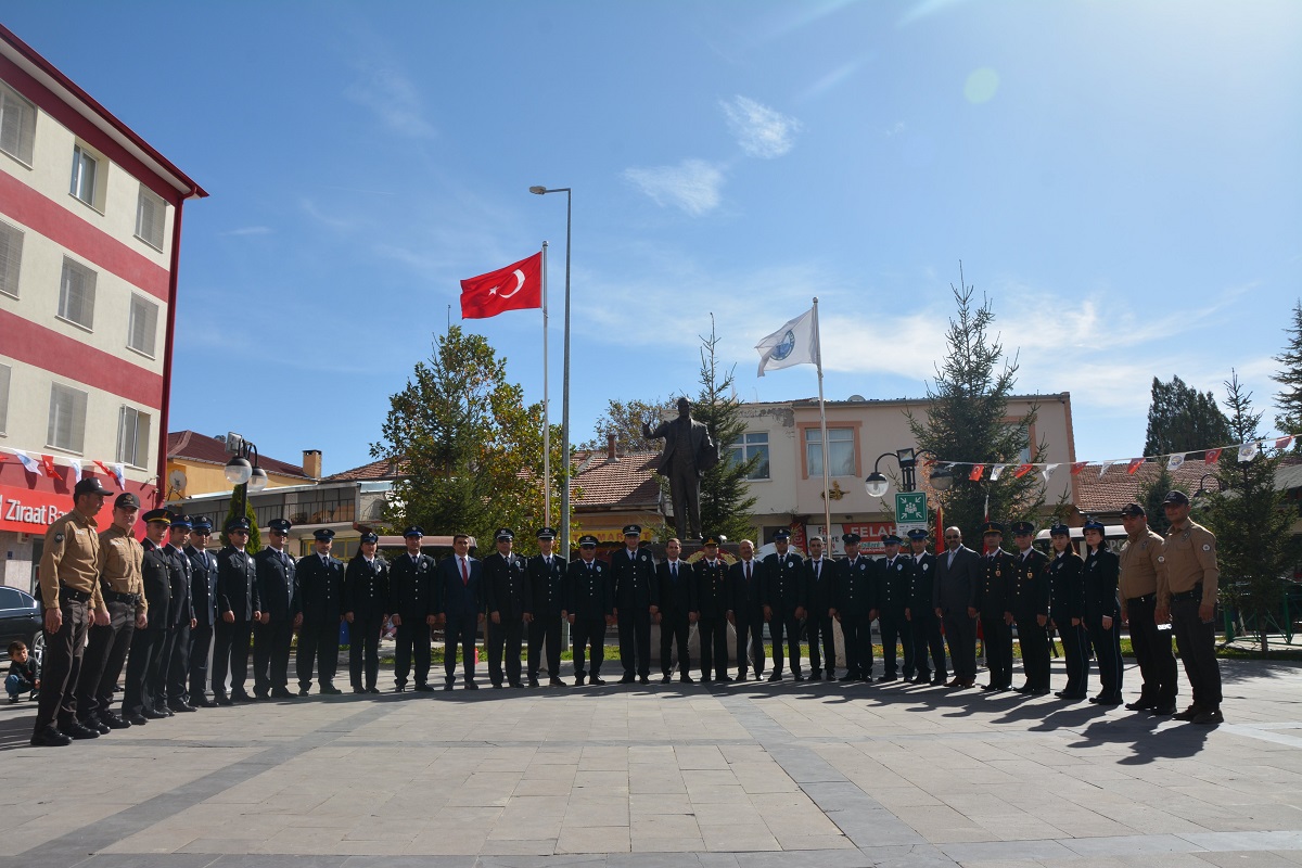 Cumhuriyetimizin 100. Yılı Kutlamaları Çelenk Töreni